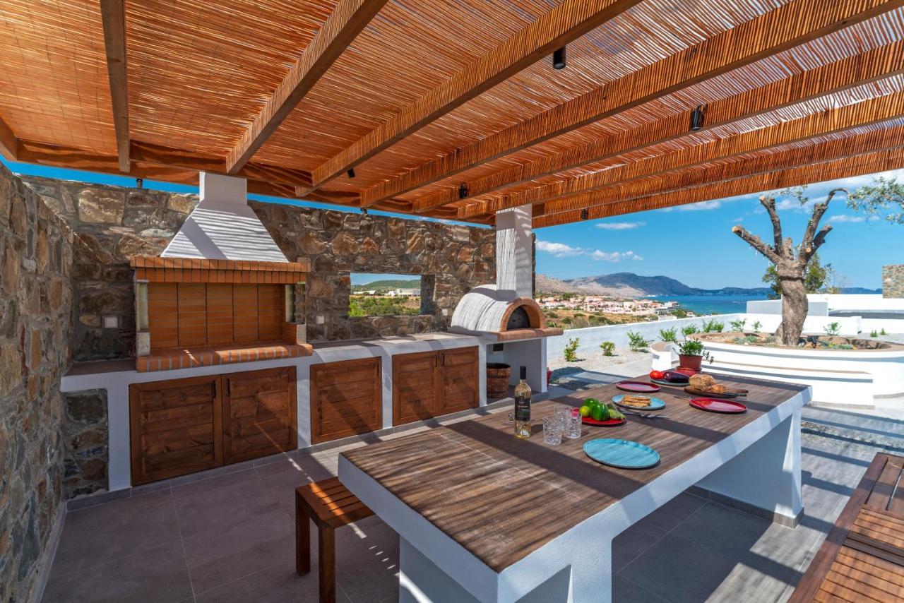 Terra D'Oro Sea View Villa With Private Pool 吉奥塔略 外观 照片